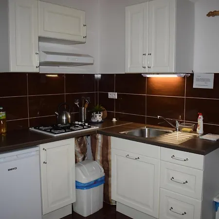 Zidovna Aparthotel *