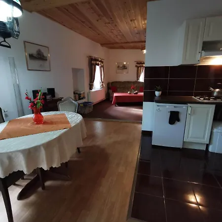 Aparthotel Zidovna